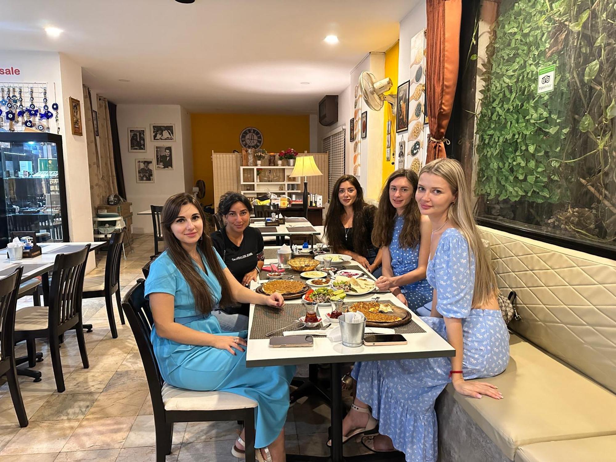 Istanbul Boutique Hotel Patong Luaran gambar